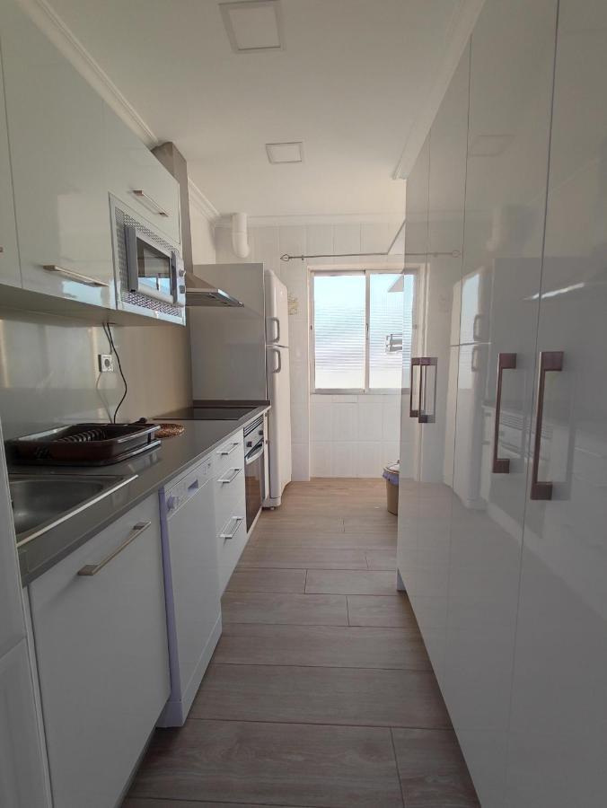 Precioso Apartamento 3 Dormitorios, Aire Acondicionado Menos 10 Min A Pie Feria Jerez De La Frontera Exterior photo