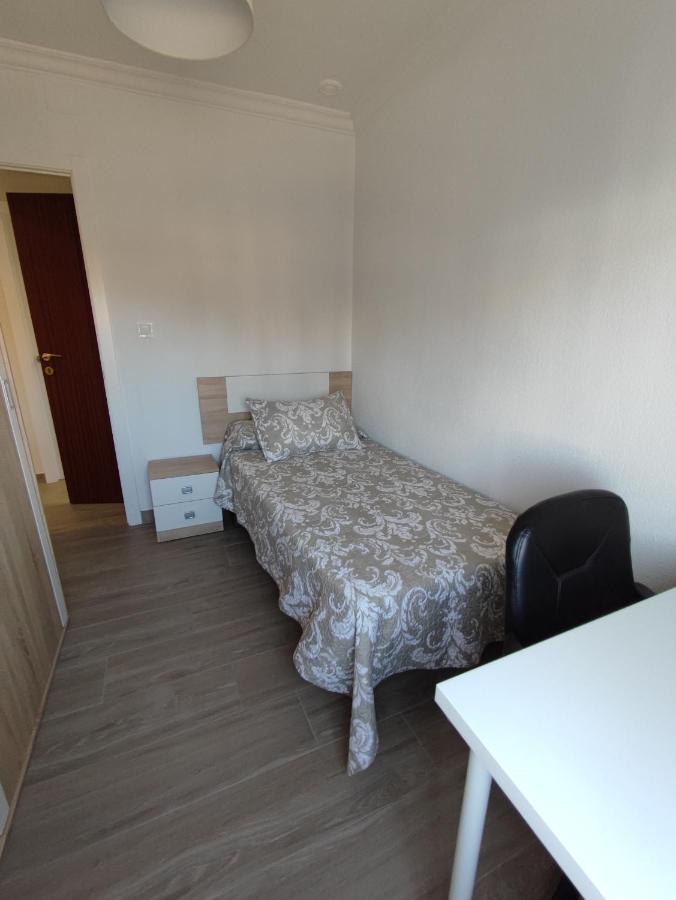 Precioso Apartamento 3 Dormitorios, Aire Acondicionado Menos 10 Min A Pie Feria Jerez De La Frontera Exterior photo